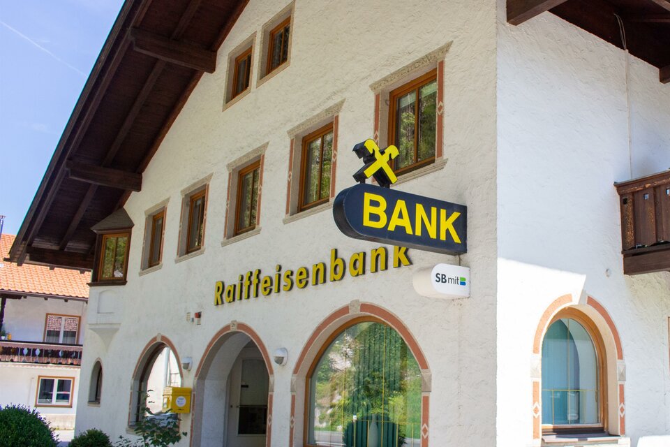 Bankomat Raiffeisenbank Biberwier | © Tiroler Zugspitz Arena