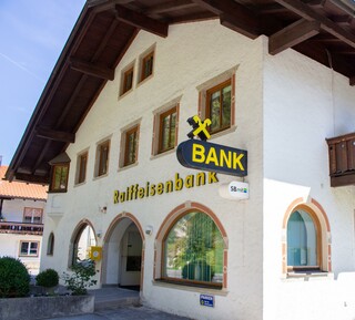 Bankomat Raiffeisenbank Biberwier | © Tiroler Zugspitz Arena