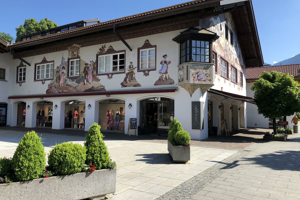 Trachten Und Modehaus Grasegger In Garmisch Partenkirchen