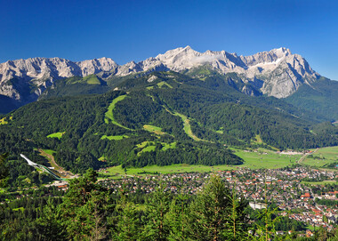 Panorama im Sommer | Garmisch-Partenkirchen  | © Markt Garmisch-Partenkirchen